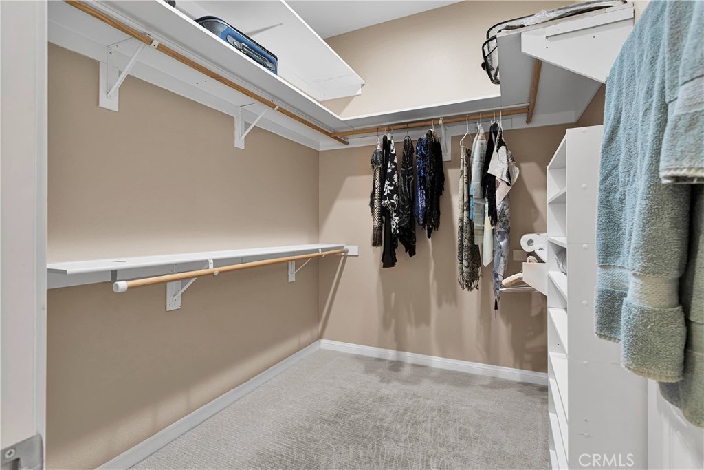 19482 Lincoln Green Street