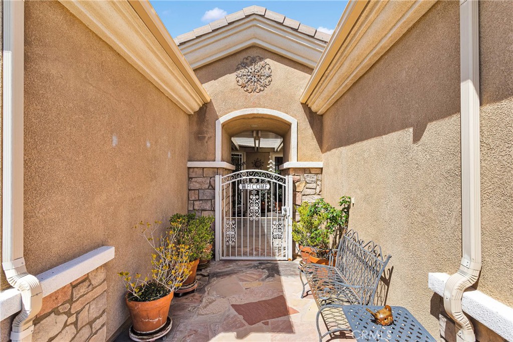 19482 Lincoln Green Street