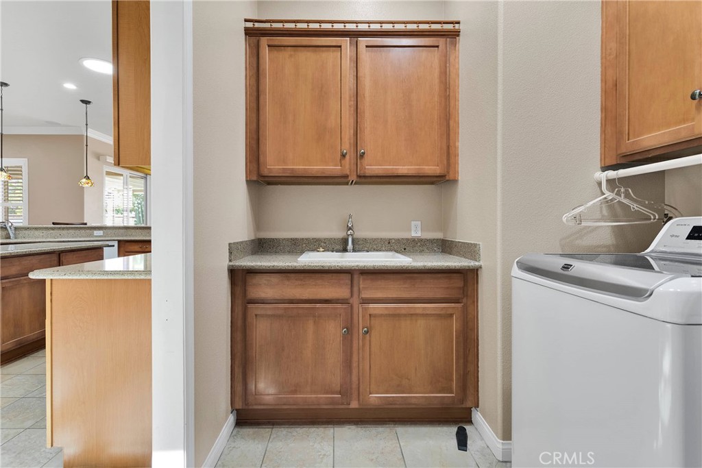 19482 Lincoln Green Street