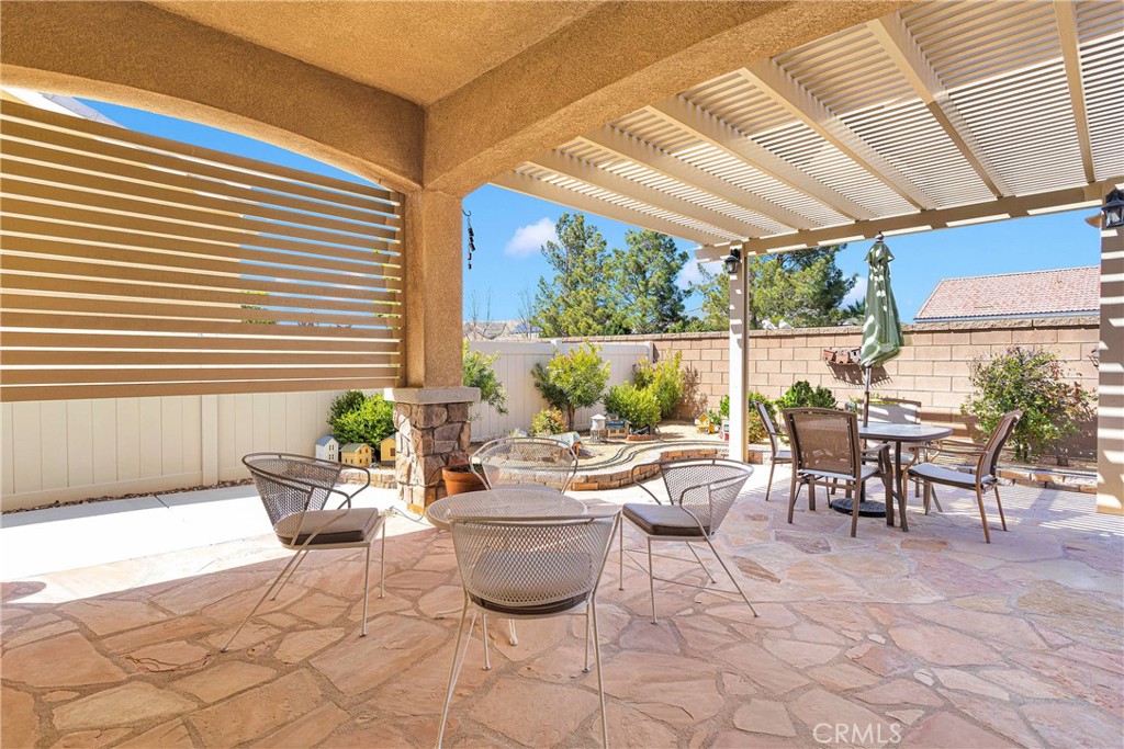 19482 Lincoln Green Street