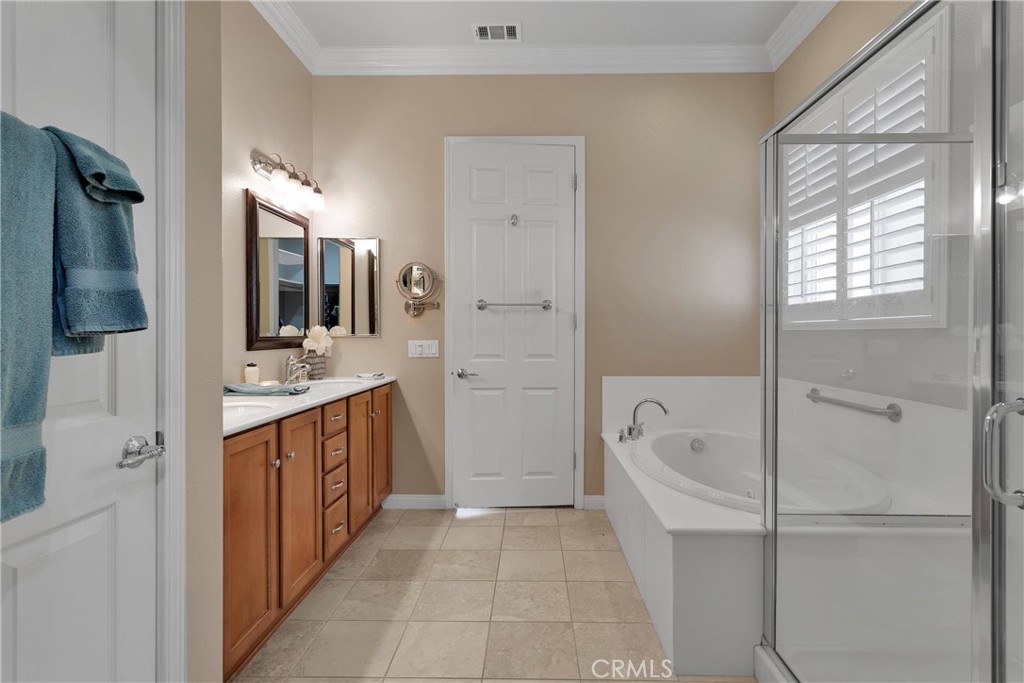 19482 Lincoln Green Street