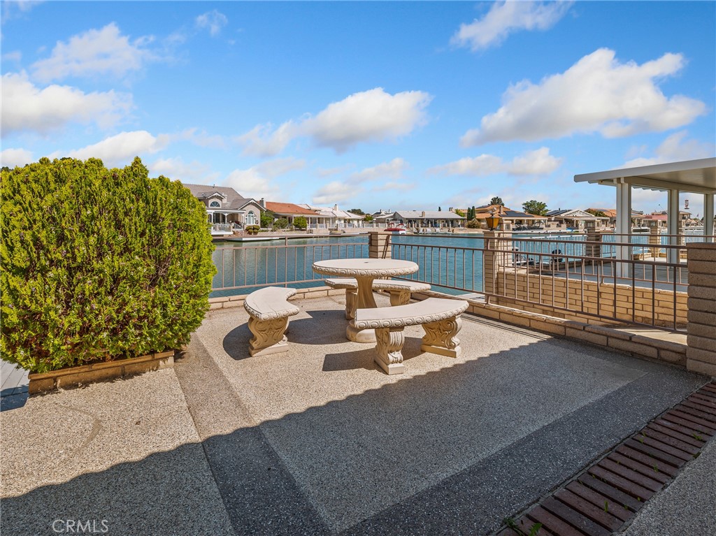 14484 Lighthouse Lane