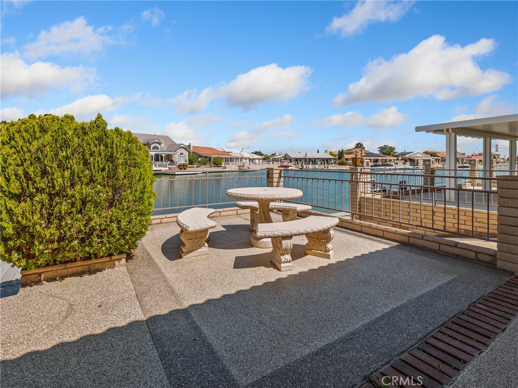 14484 Lighthouse Lane