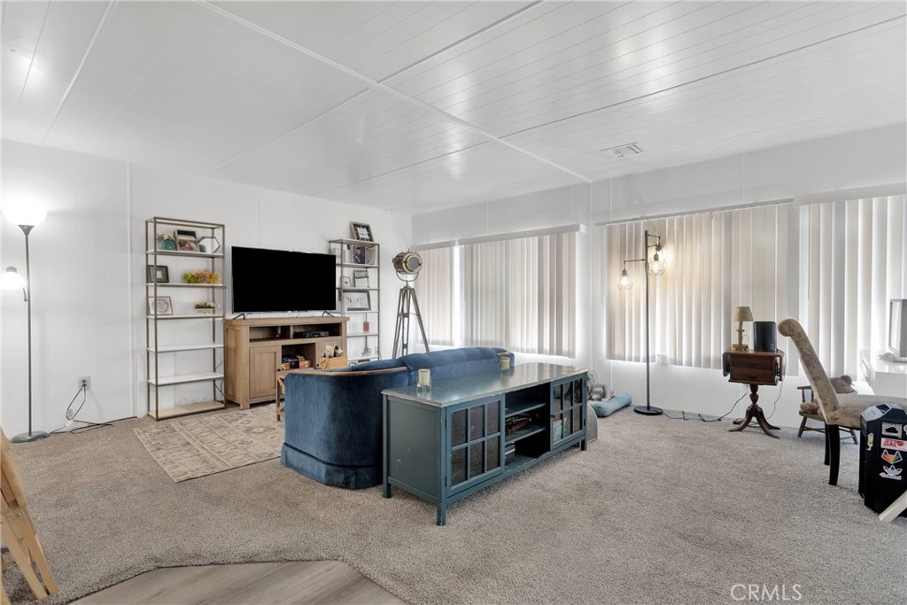 15252 Seneca Road 56