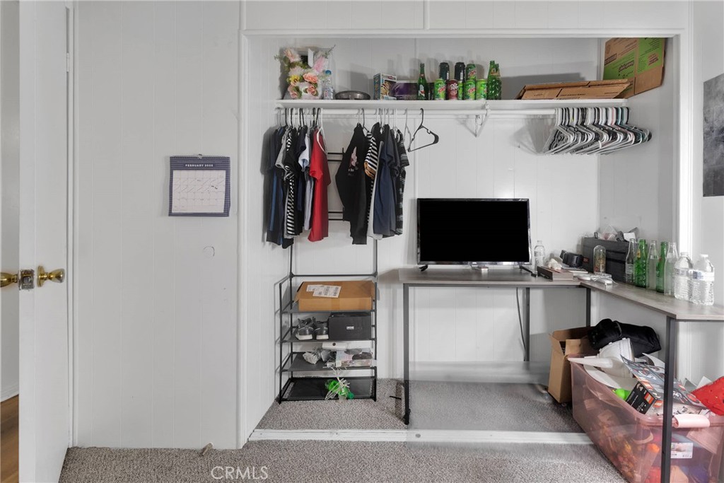 15252 Seneca Road 56