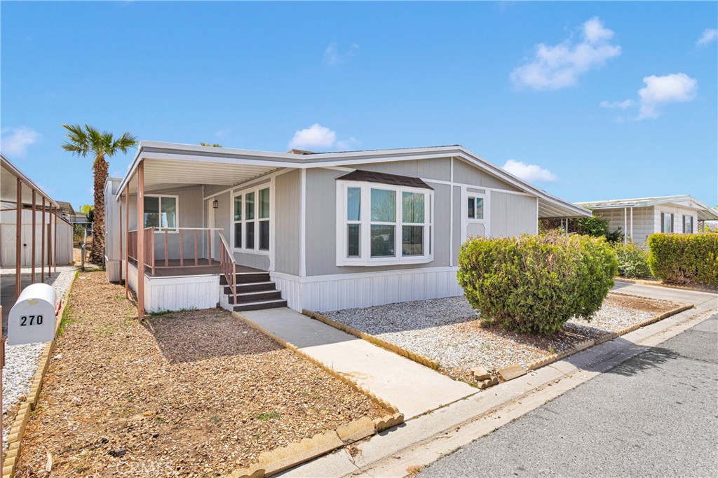 15252 Seneca Road 270