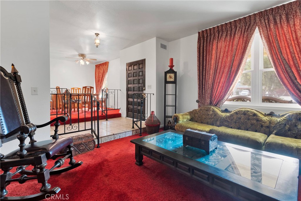 11081 Cottonwood Avenue