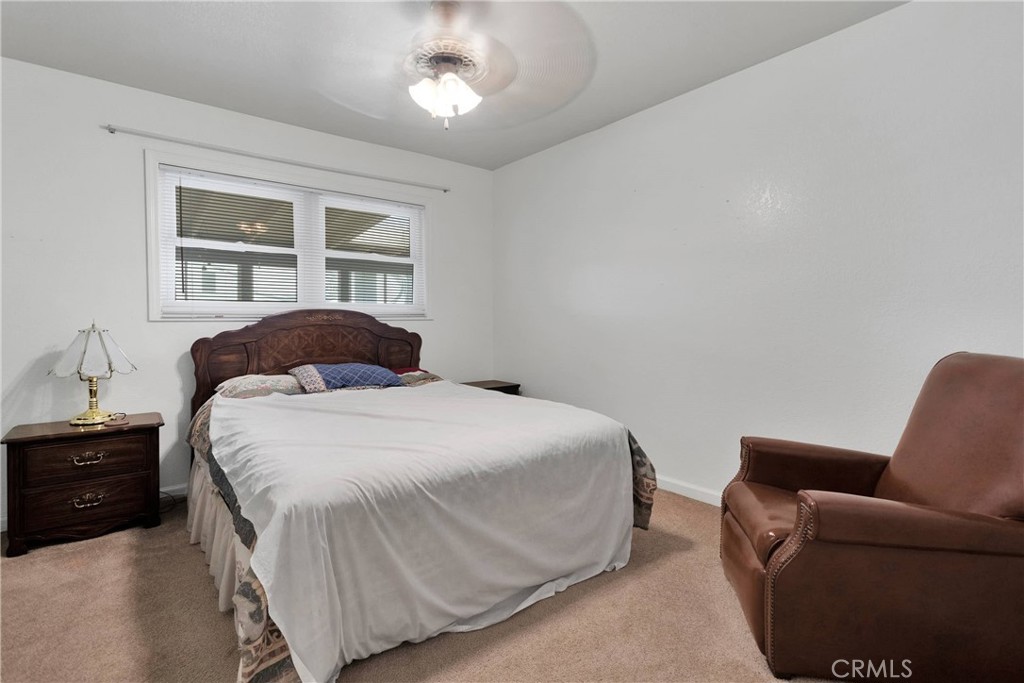 11081 Cottonwood Avenue