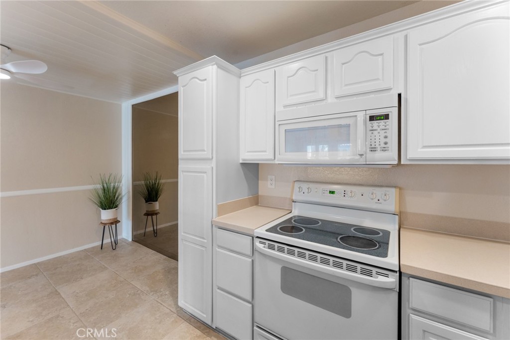 21372 Brookhurst Street 226