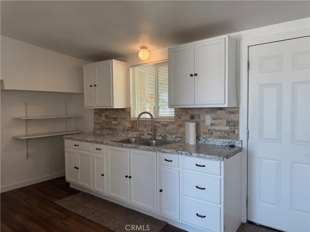 18062 Eucalyptus Street