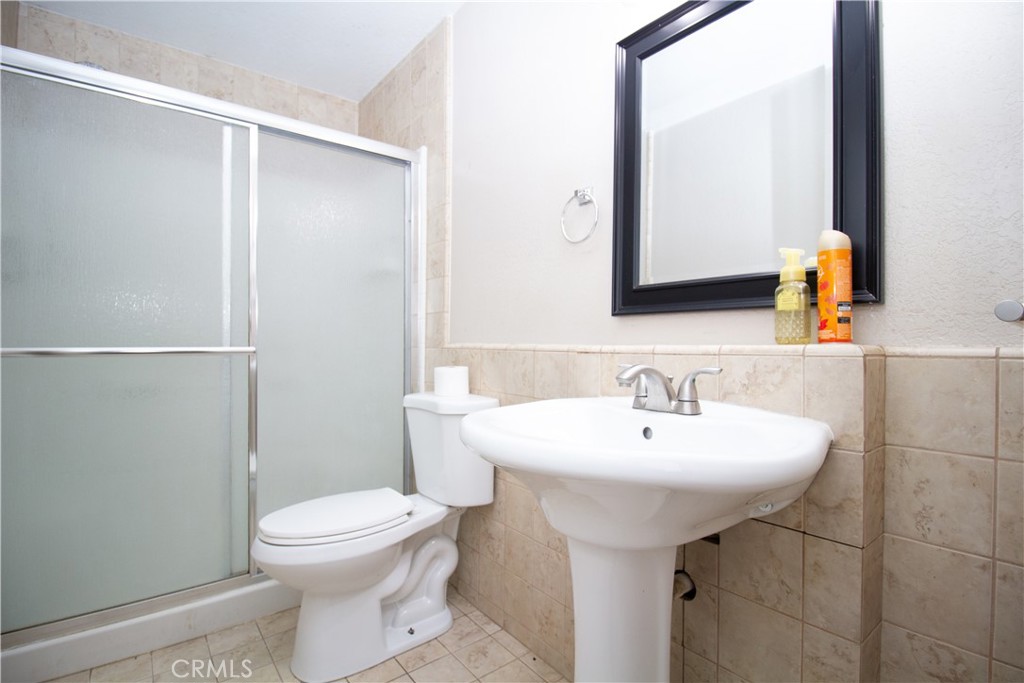 18990 Sheffield Street