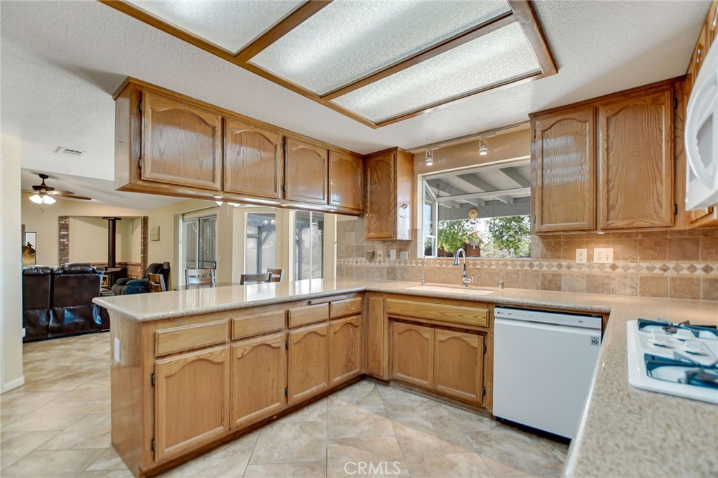 13968 Jicarilla Road