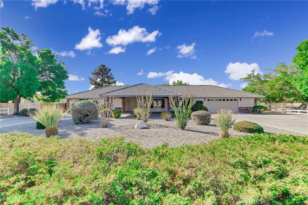 13968 Jicarilla Road