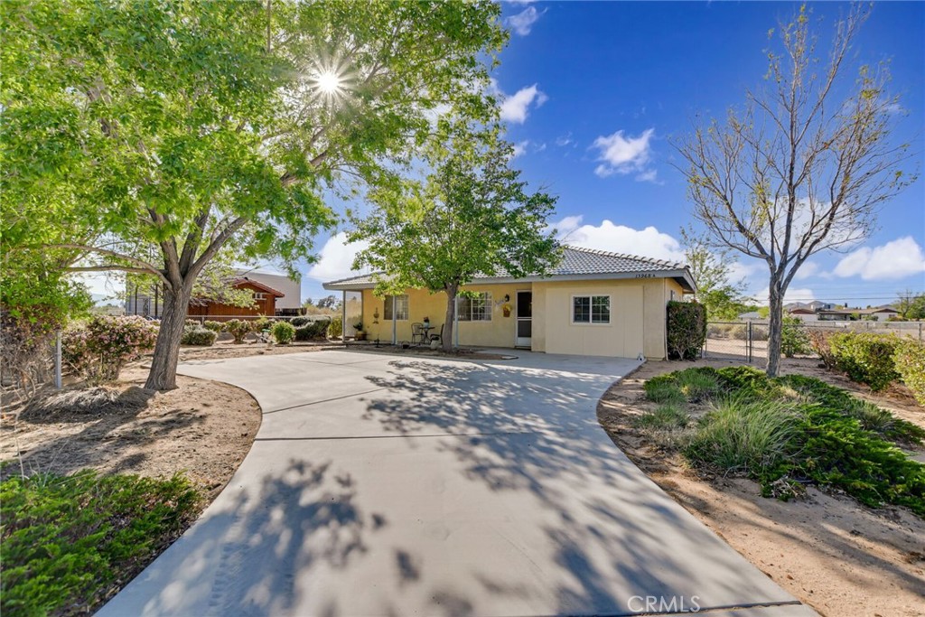 13968 Jicarilla Road