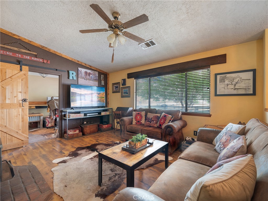 10373 Columbine Road