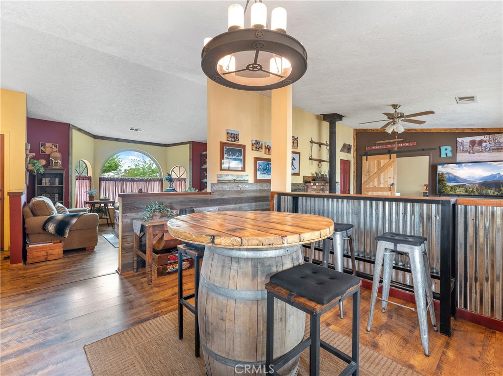 10373 Columbine Road