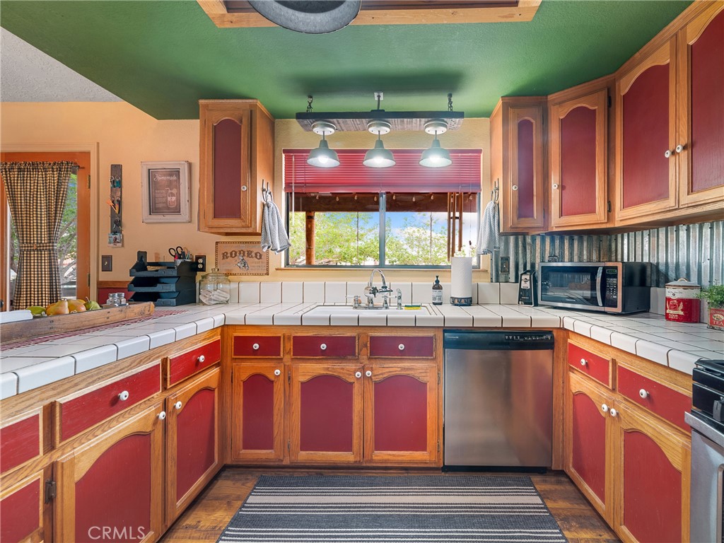 10373 Columbine Road