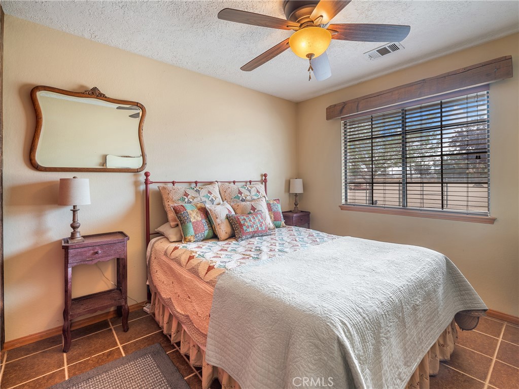 10373 Columbine Road