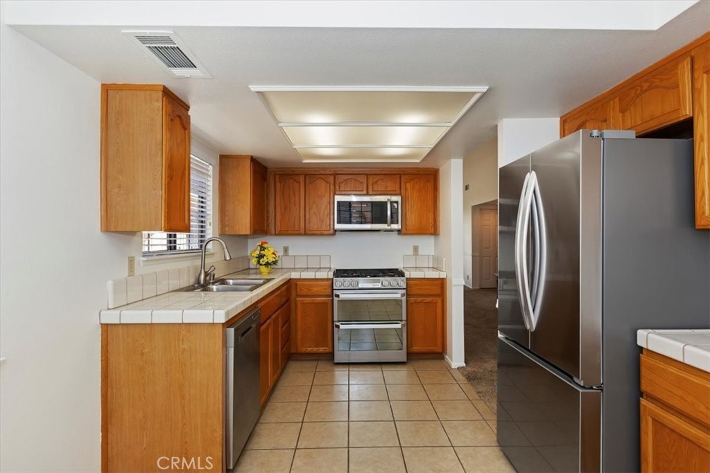 19126 Frances Street