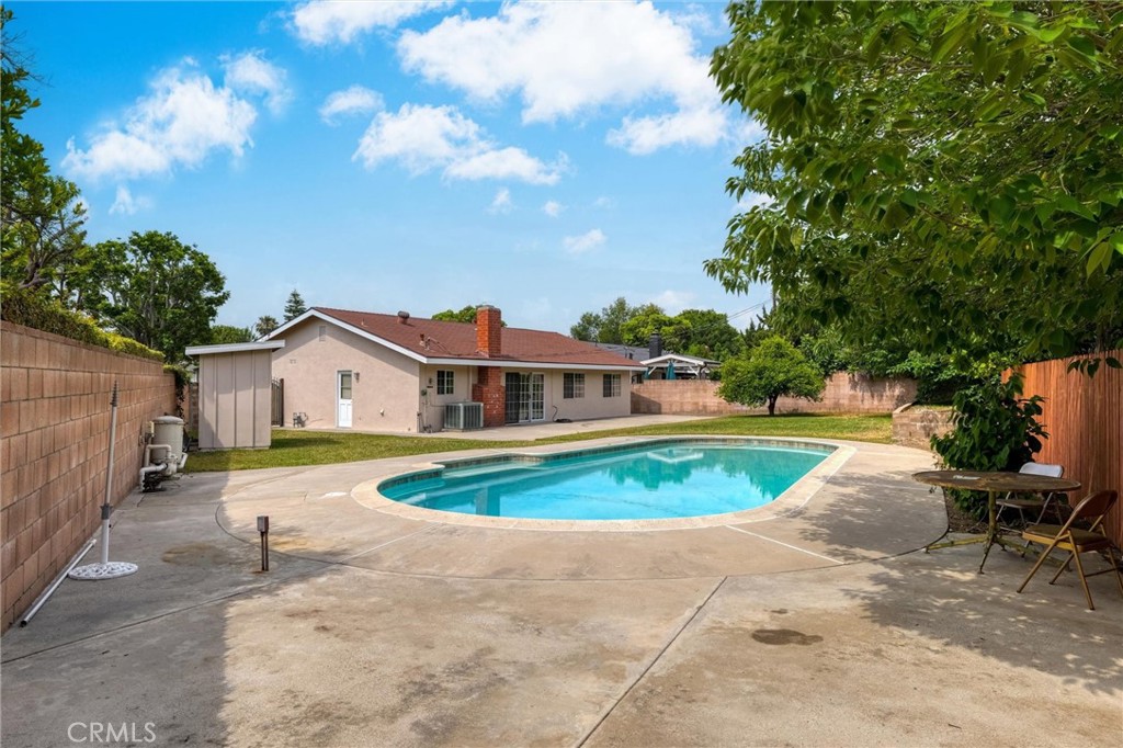 17415 Minnehaha Street