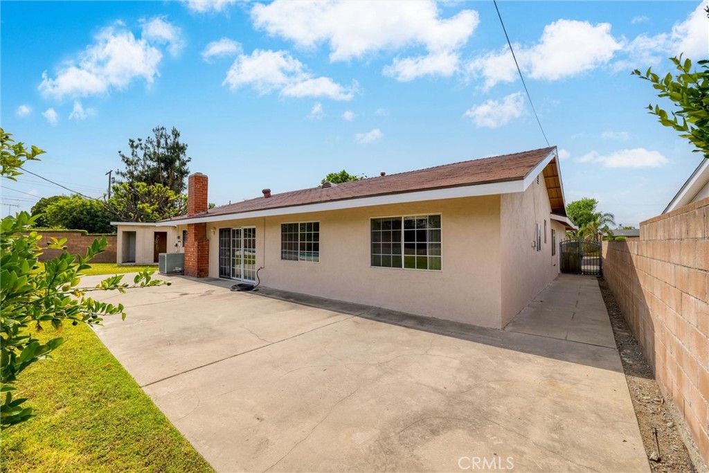 17415 Minnehaha Street