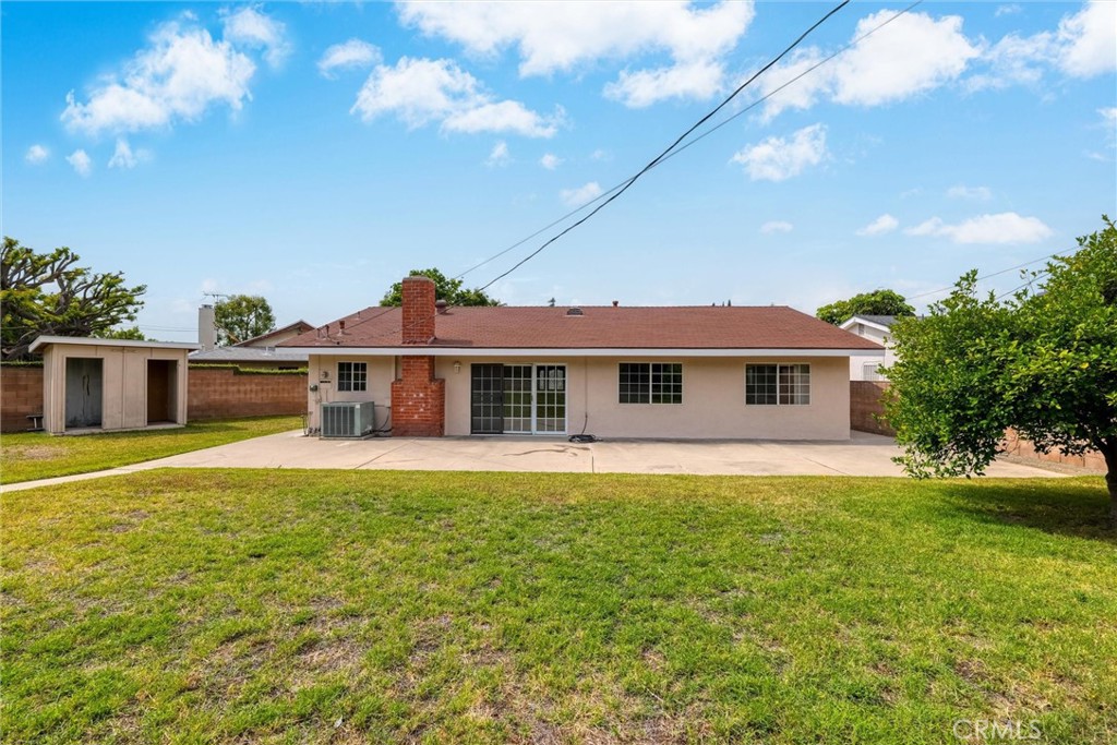 17415 Minnehaha Street