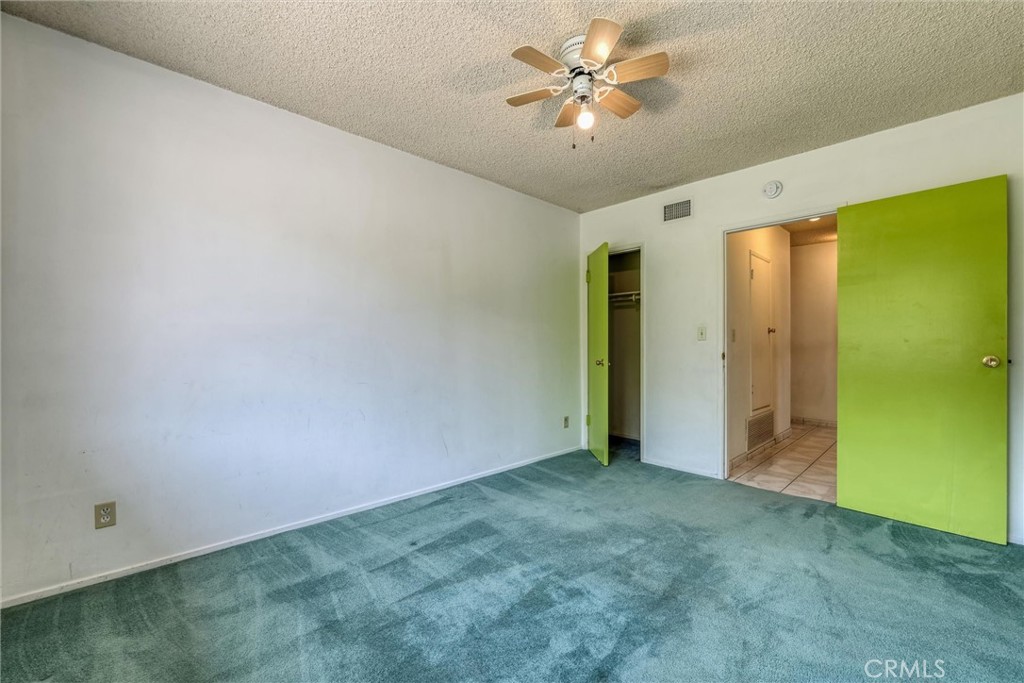 17415 Minnehaha Street