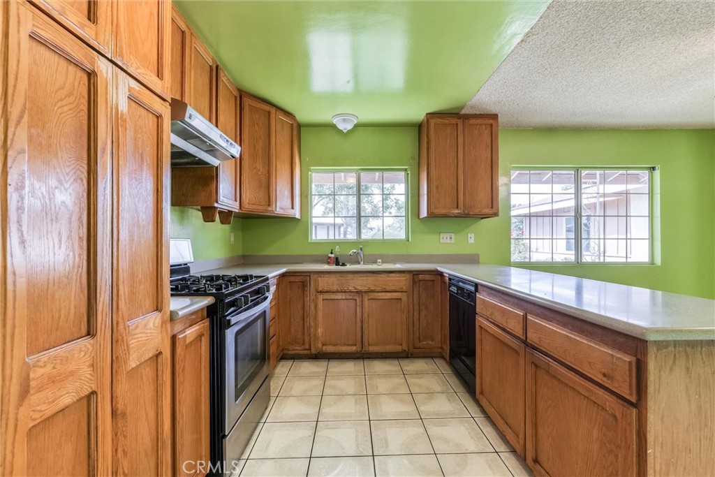 17415 Minnehaha Street