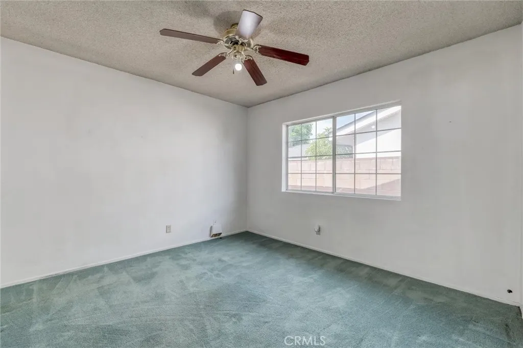 17415 Minnehaha Street