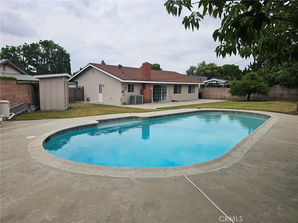 17415 Minnehaha Street