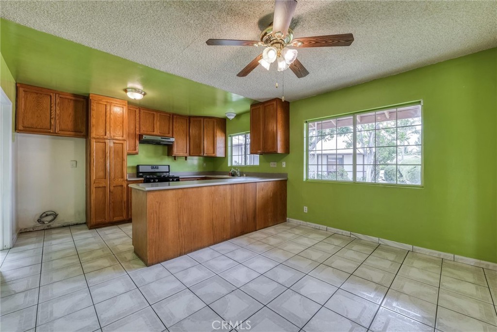 17415 Minnehaha Street