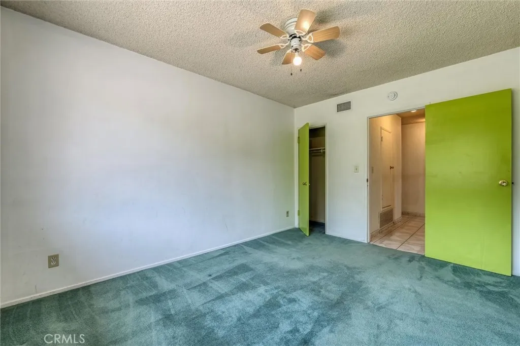 17415 Minnehaha Street