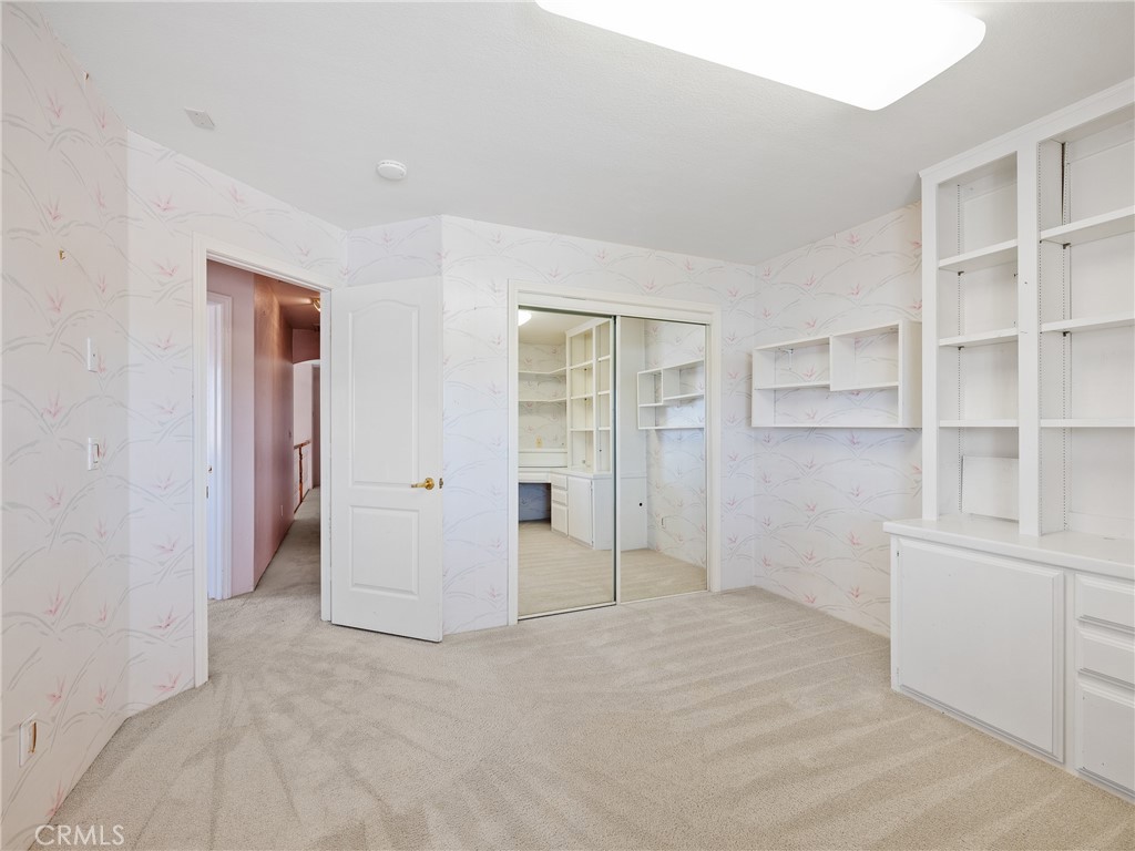 12665 Spring Valley