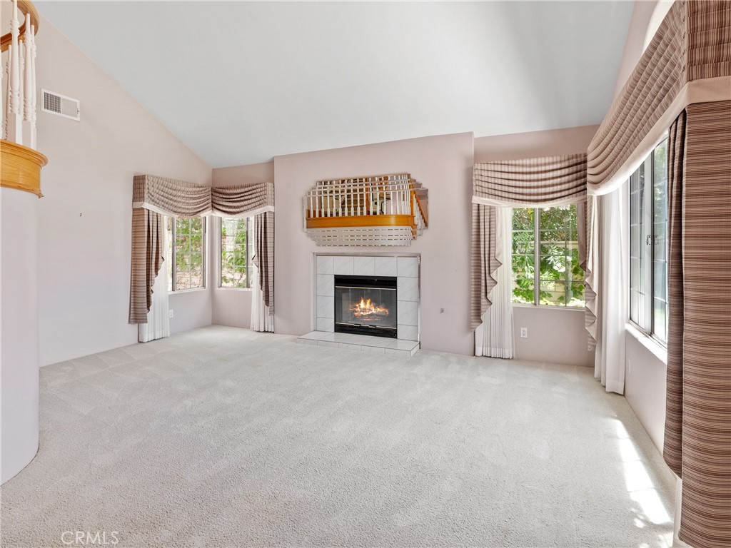 12665 Spring Valley