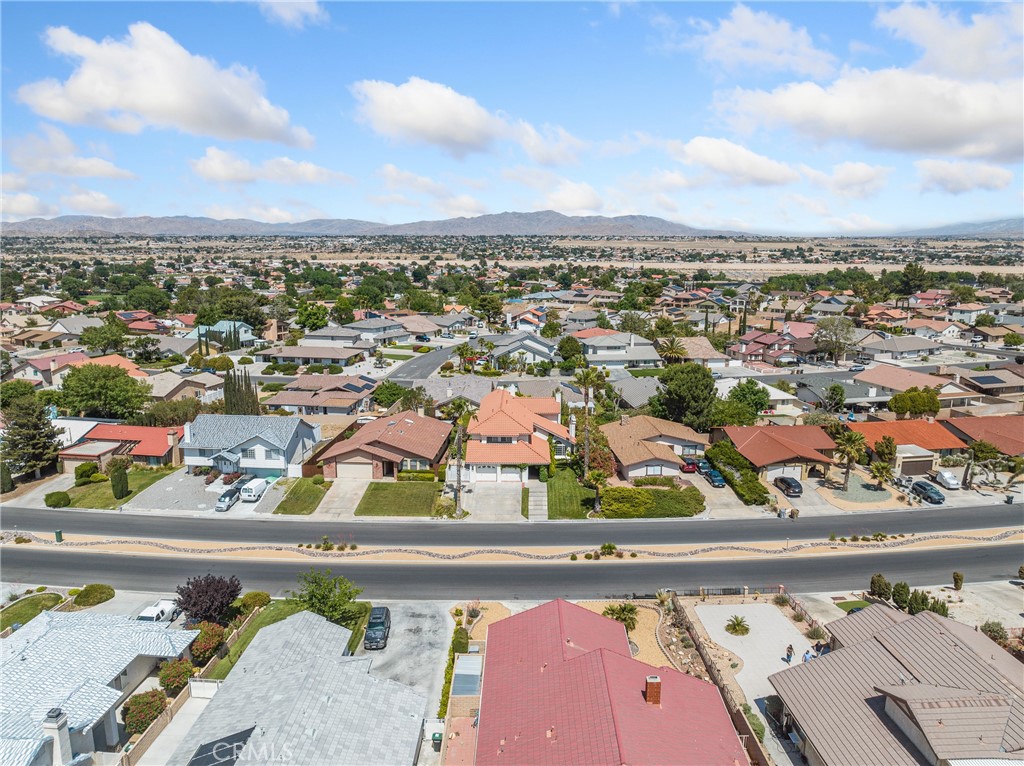 12665 Spring Valley