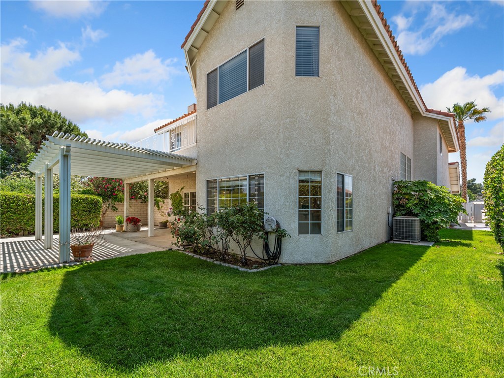 12665 Spring Valley