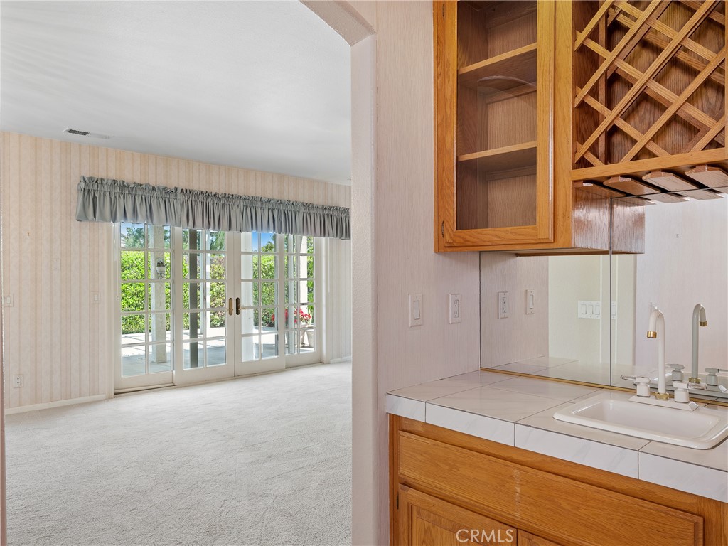 12665 Spring Valley