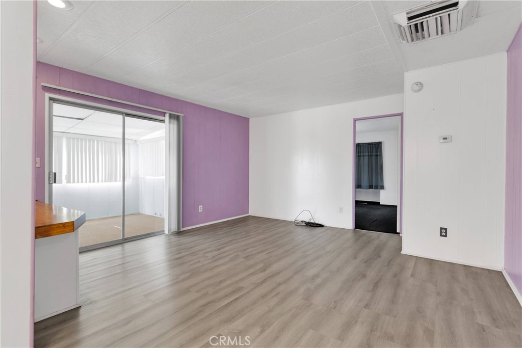 15252 Seneca Road 243