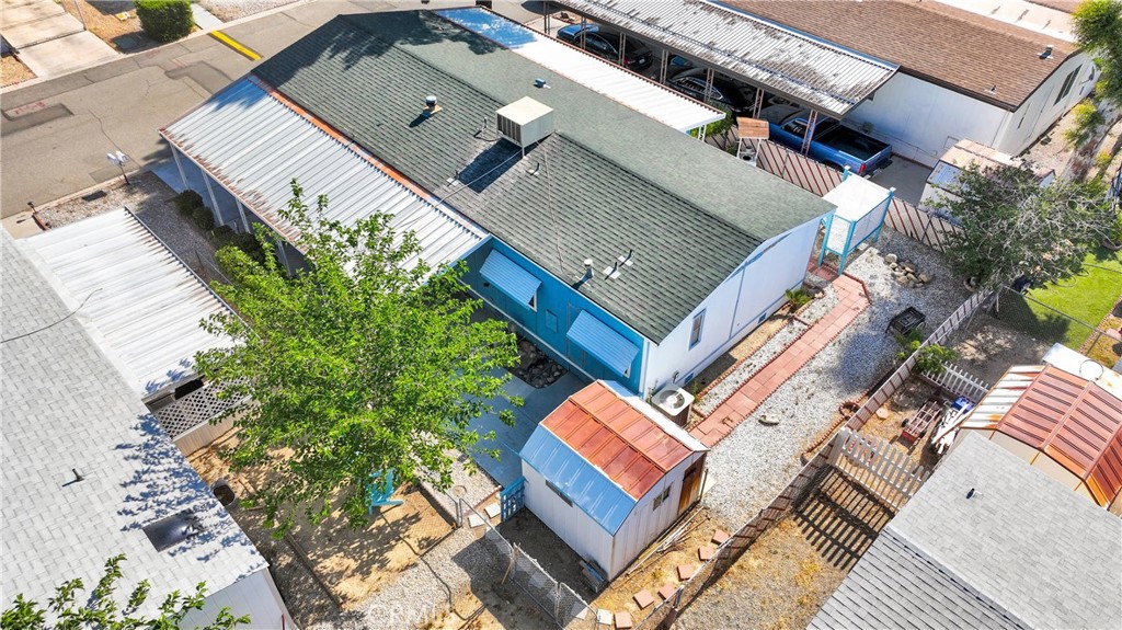 15252 Seneca Road 243