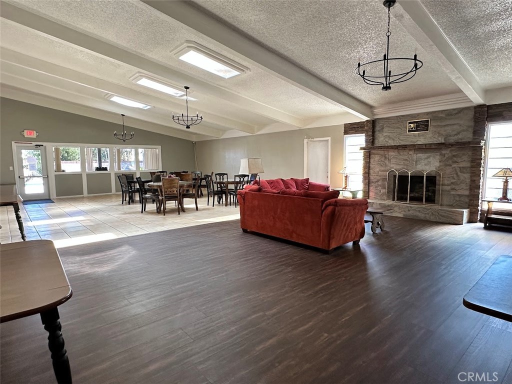 15252 Seneca Road 243