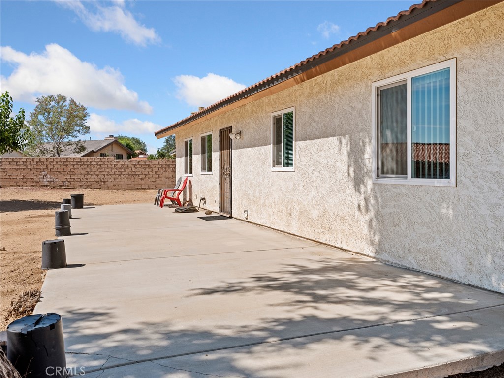 18390 Mead Lane