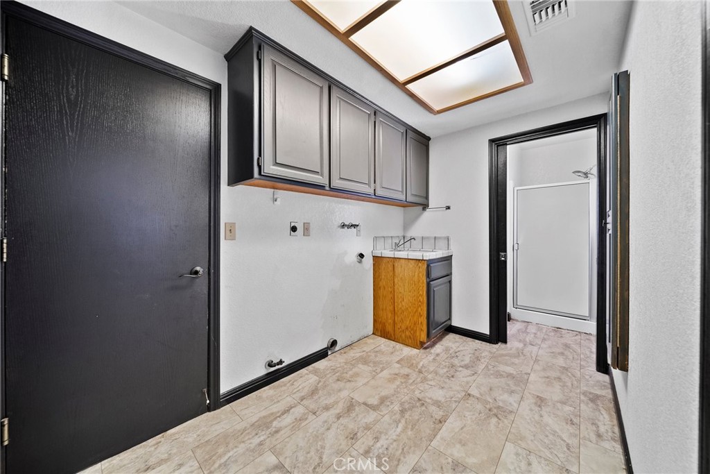 18969 Shoshonee Road