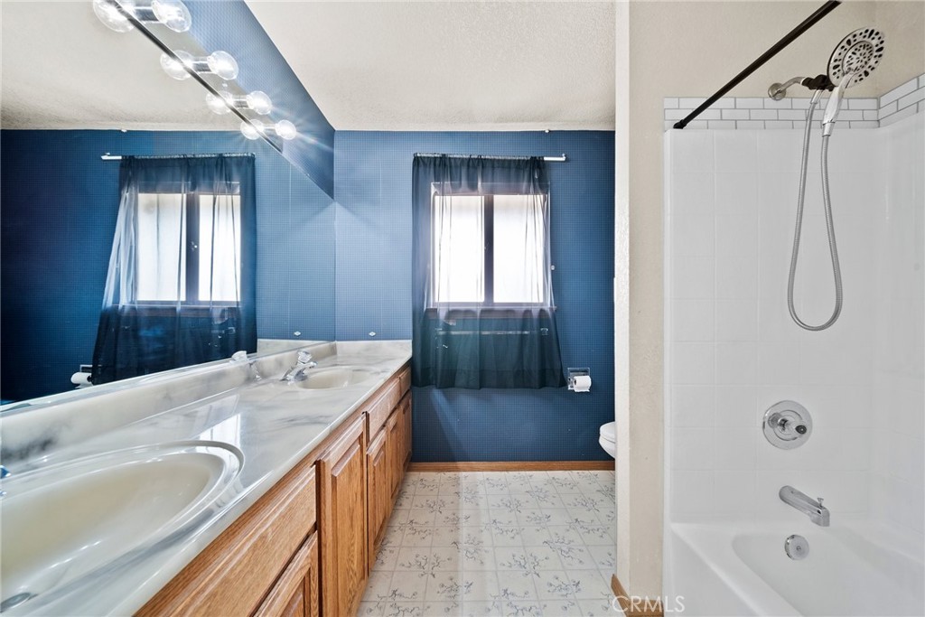 18969 Shoshonee Road