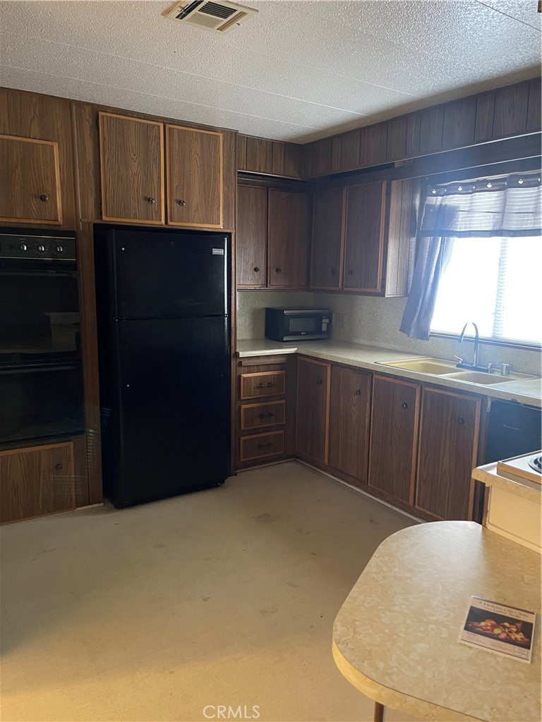 22601 Bear Valley Road 70