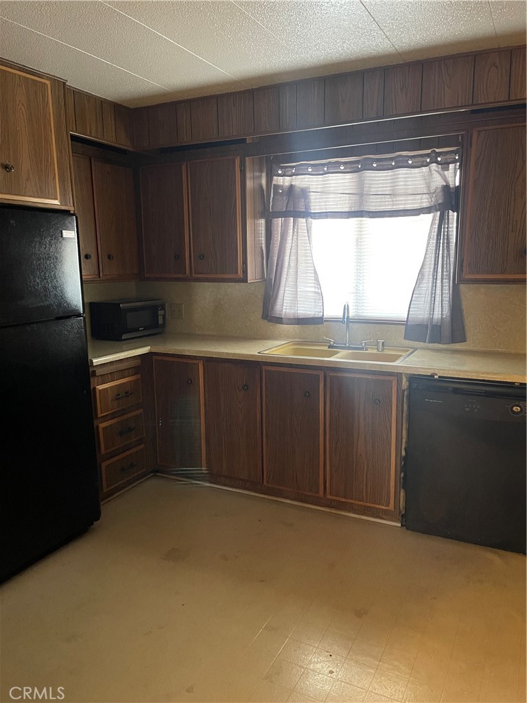 22601 Bear Valley Road 70