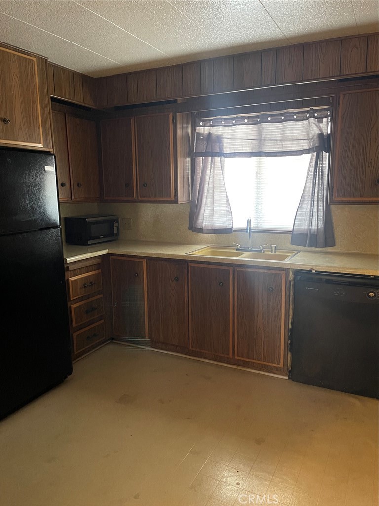 22601 Bear Valley Road 70