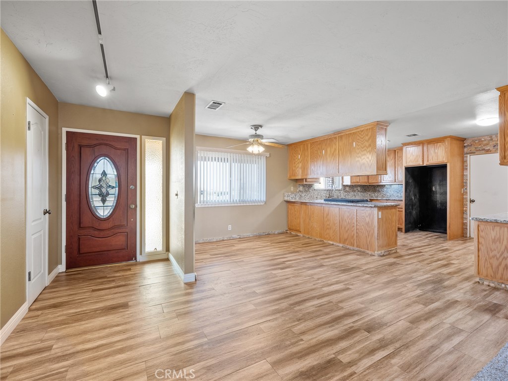 17911 Juniper Street