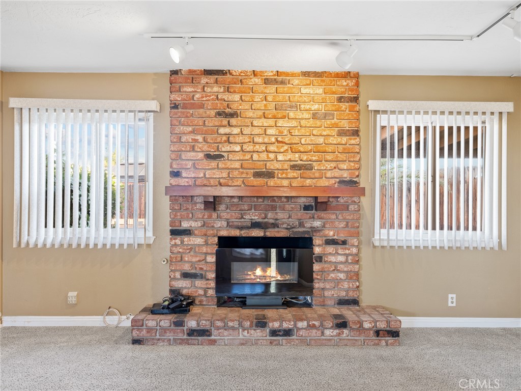 17911 Juniper Street