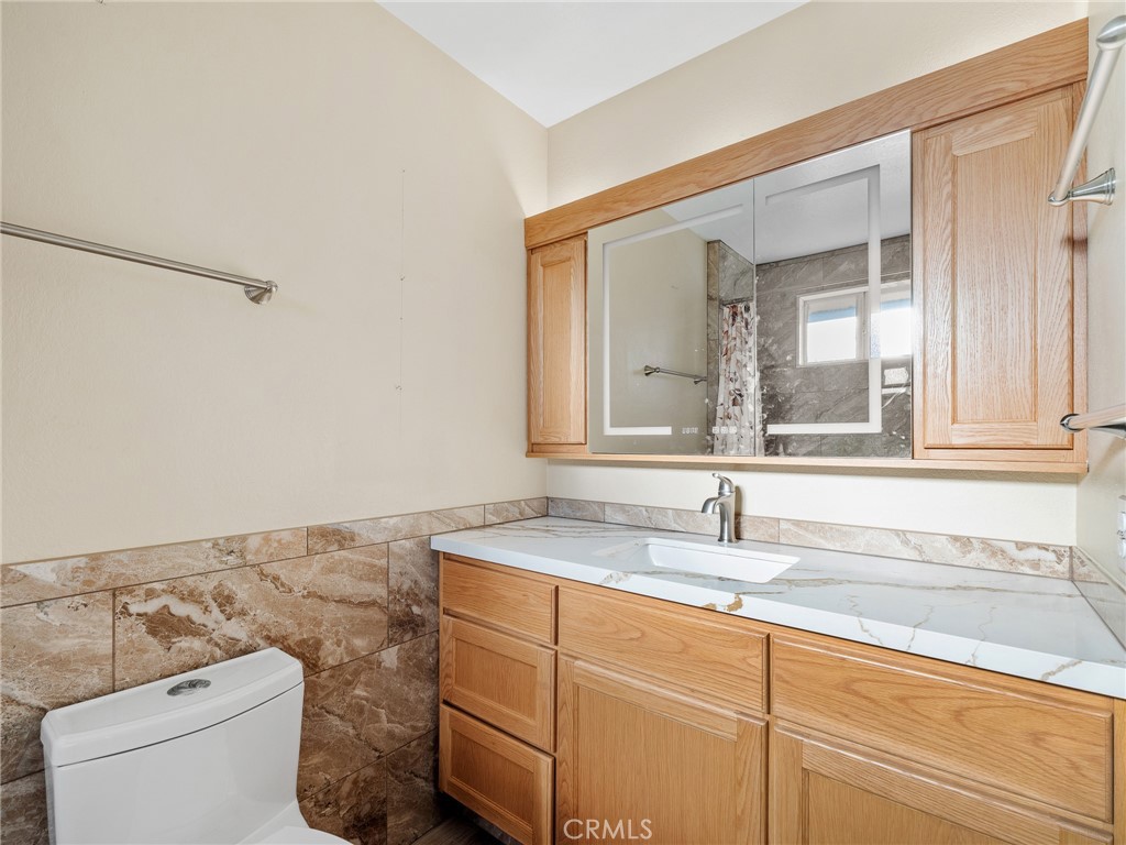 17911 Juniper Street