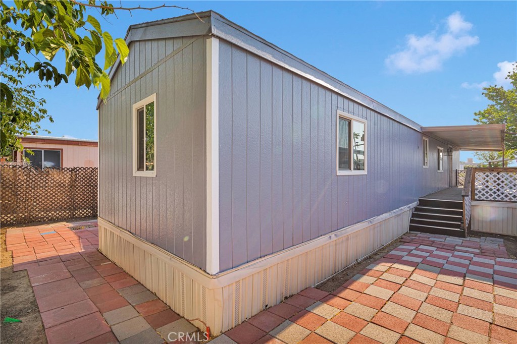 15252 Seneca Road 144